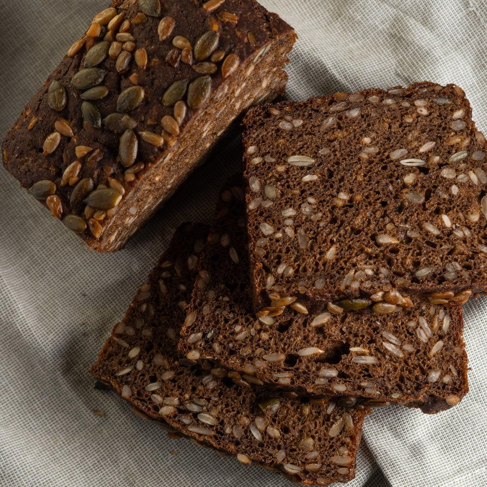 Roggebrood met appelstroop